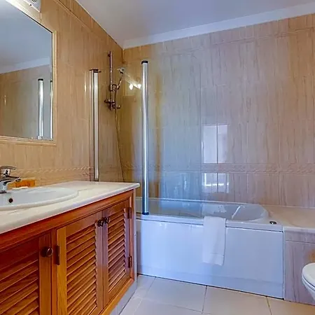 The View - Santo Antonio Villas, Golf & Budens