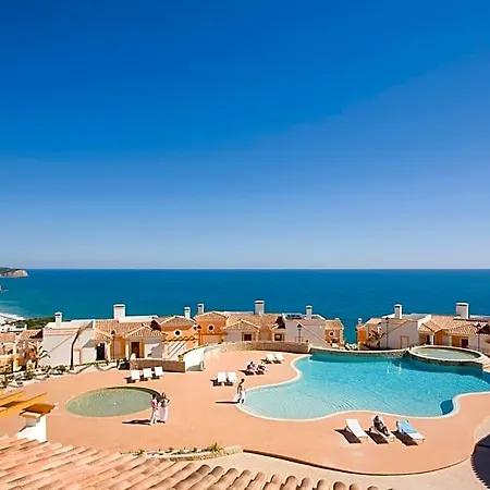 The View - Santo Antonio Villas, Golf & فندق بودينز